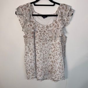 REITMANS WHITE AND PINK FLORAL PETITE TOP SIZE M